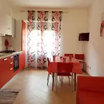 Tra Mare E Montagna Lägenhet