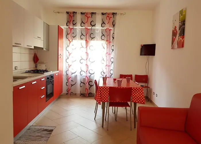 Tra Mare E Montagna Apartamento