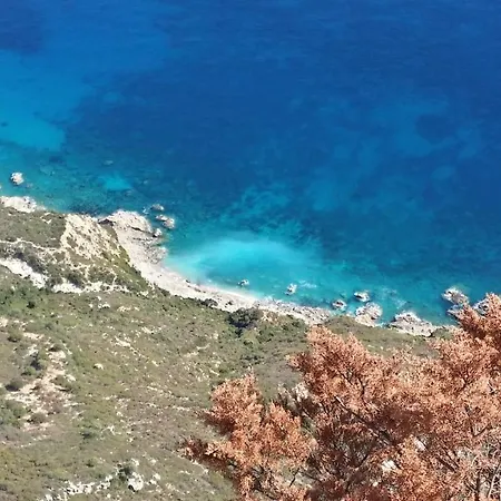 公寓 Tra Mare E Montagna