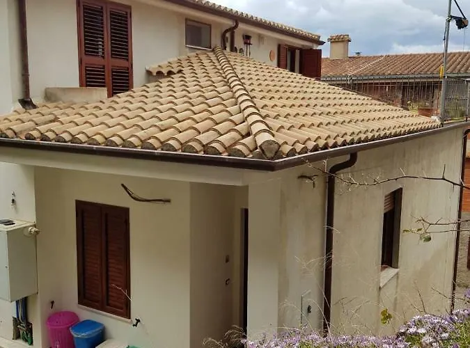 Tra Mare E Montagna アパート バウネーイ